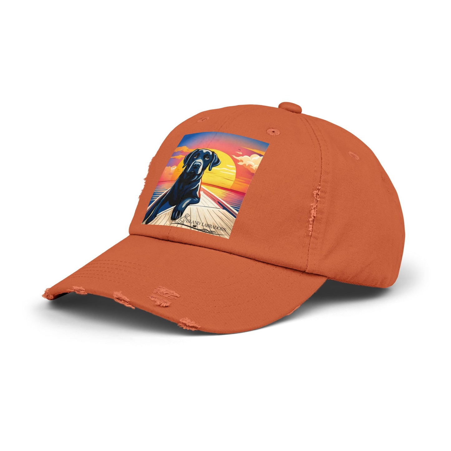Sunset lab on a boat, Unisex Distressed Cap
